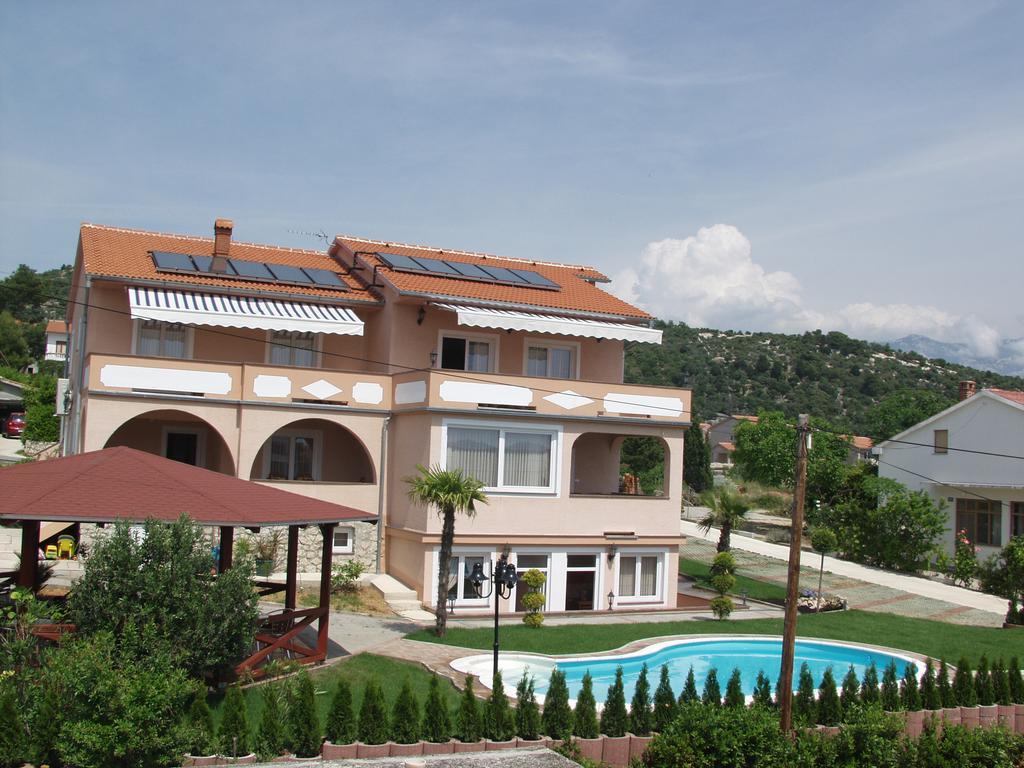 Apartments Stengl Barbat na Rabu Luaran gambar