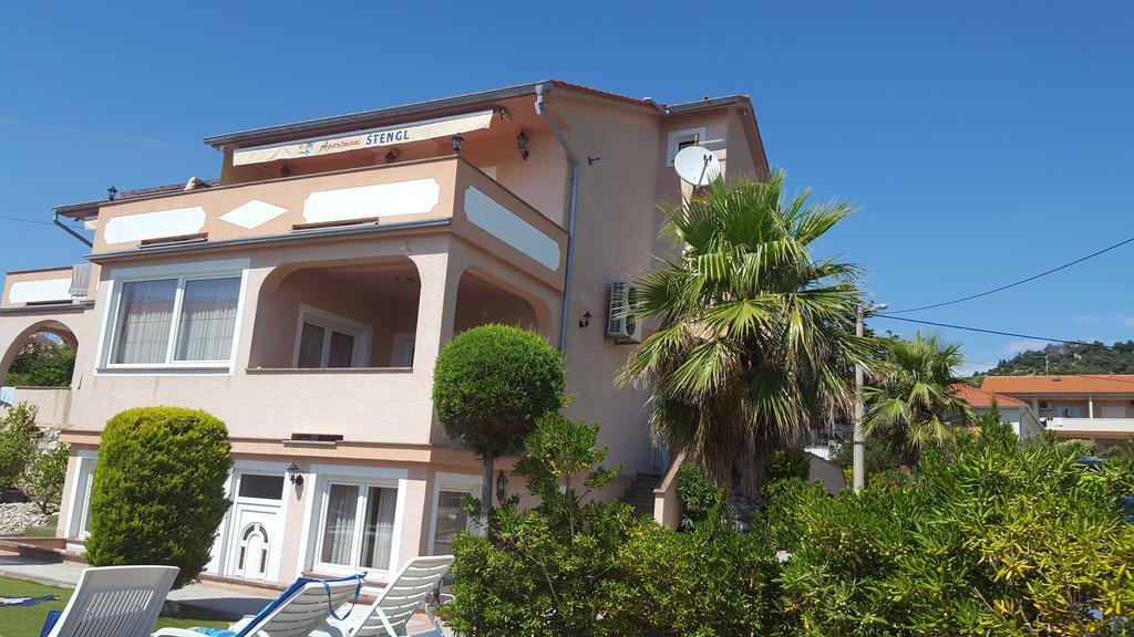 Apartments Stengl Barbat na Rabu Luaran gambar